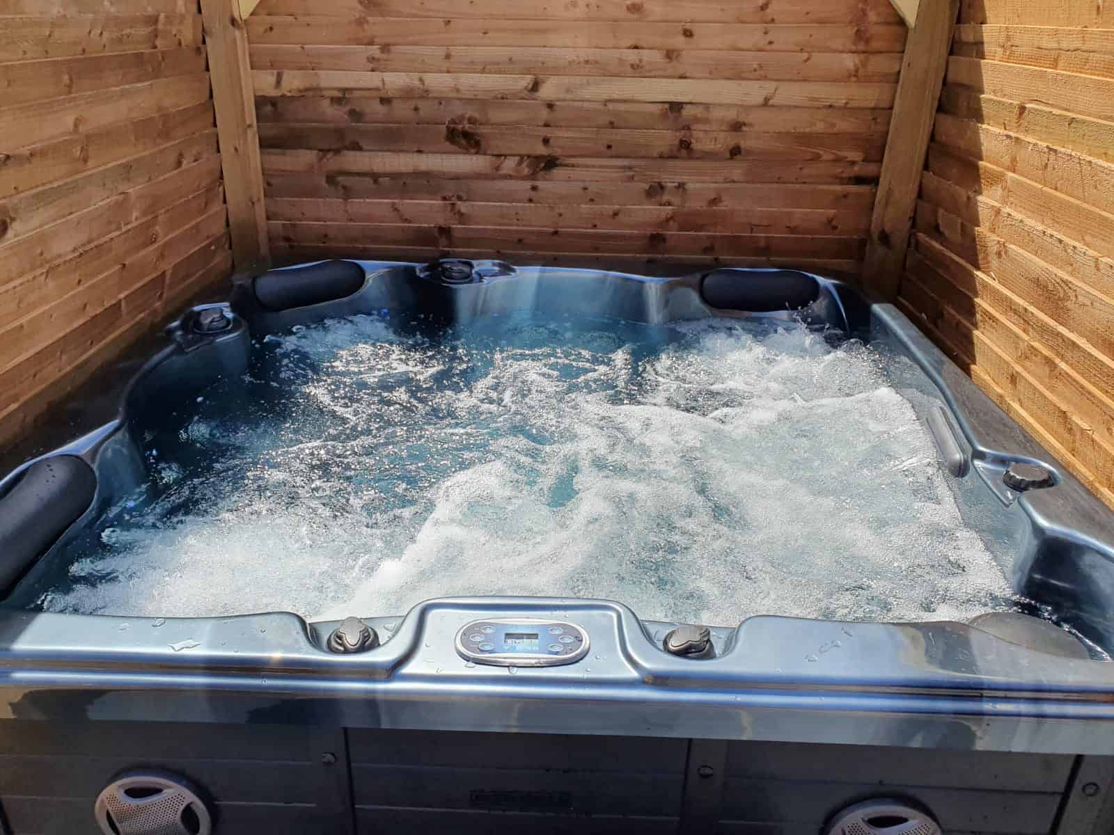 happy hot tub