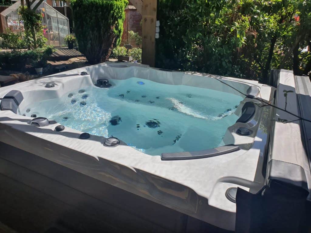 Fiji hot tub
