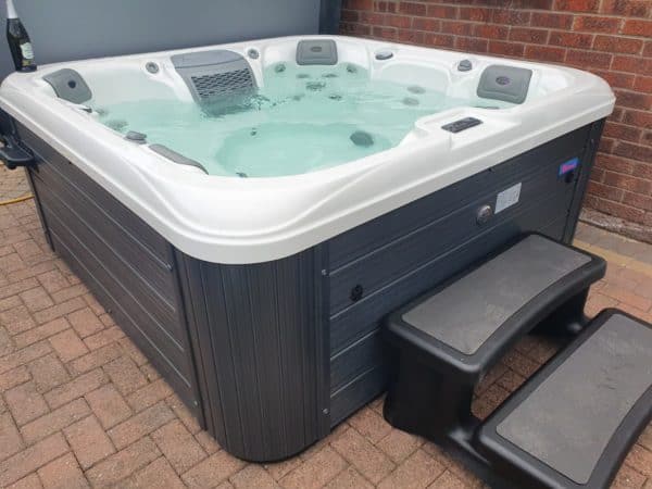 hydro hot tub