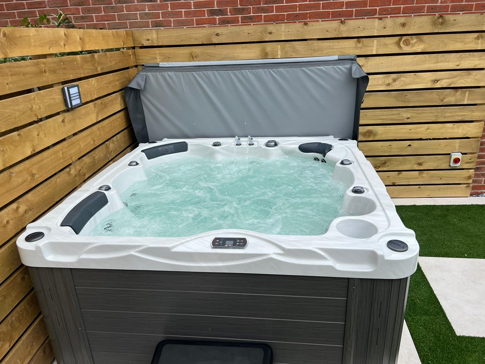 fiji compact elite hot tub